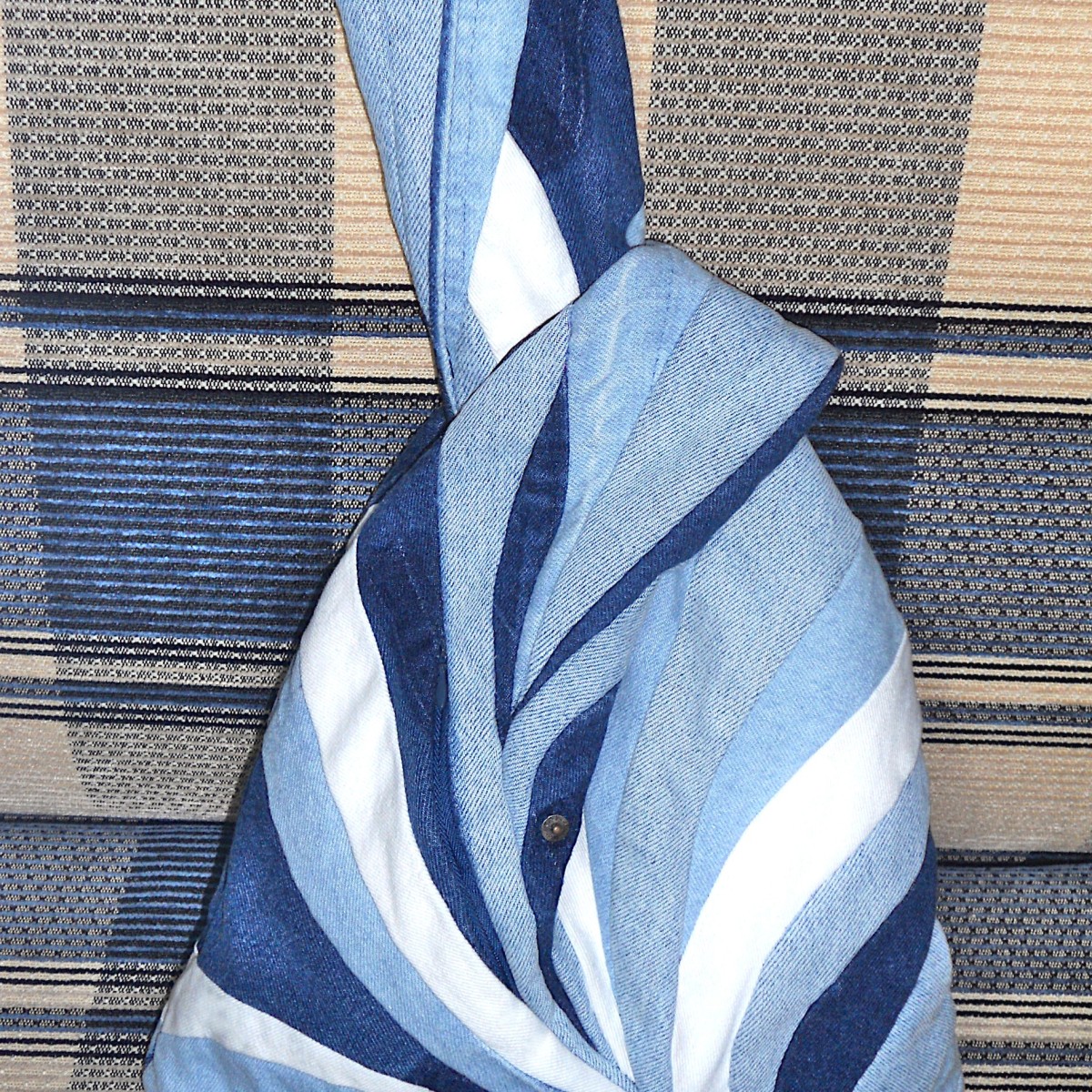 Reversible Japanese Knot Bag | ThriftyFun