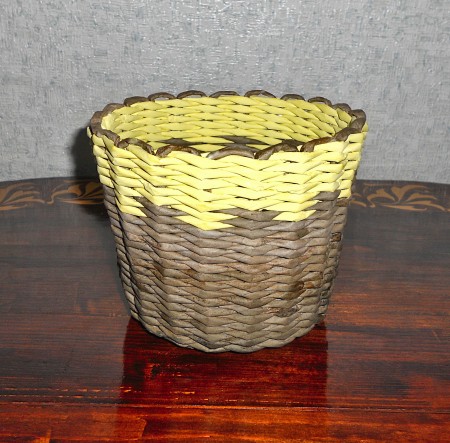 The finished paper basket.