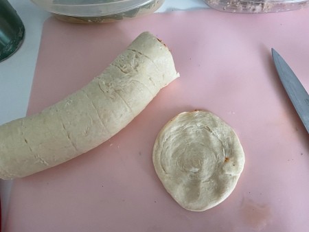 Forming the dough circle.