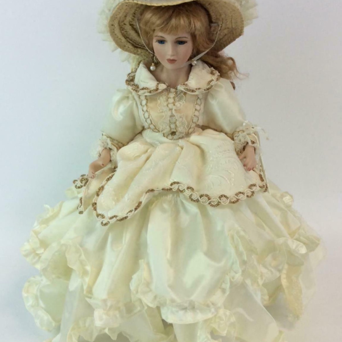 Information About Porcelain Doll? | ThriftyFun