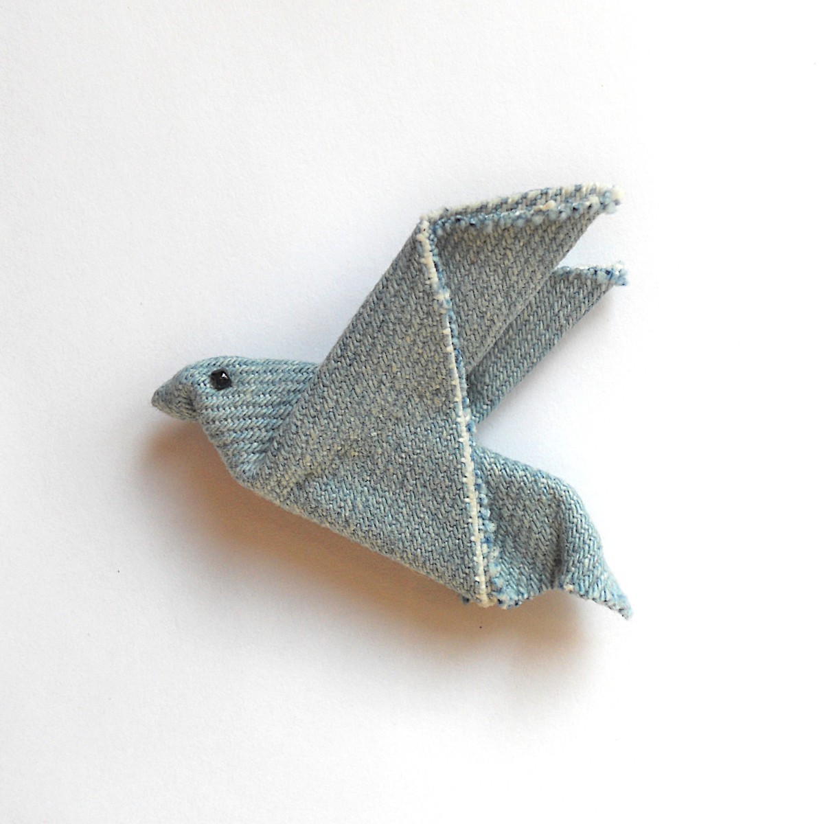 Origami Dove Brooch from Old Jeans | ThriftyFun, image size:1200x1200