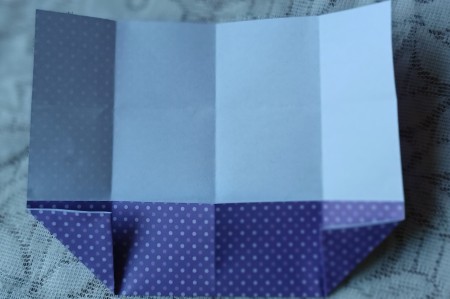 Assembling the folded envelope.