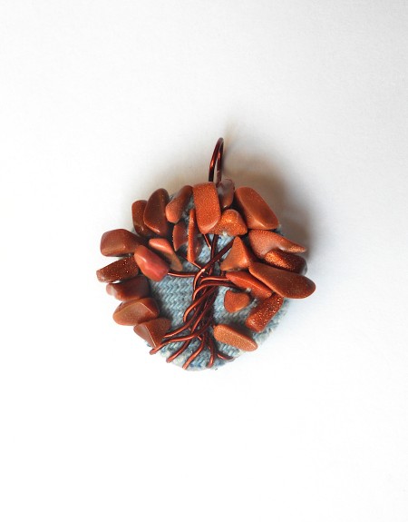 The completed pendant.