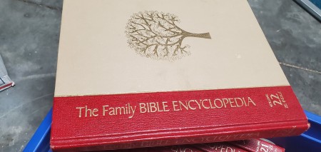 The Family Bible Encyclopedia.