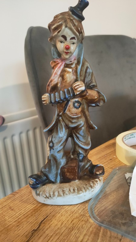 A figurine of a clown.
