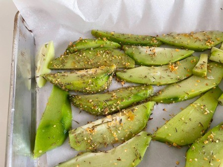 The seasoned chayote squash.