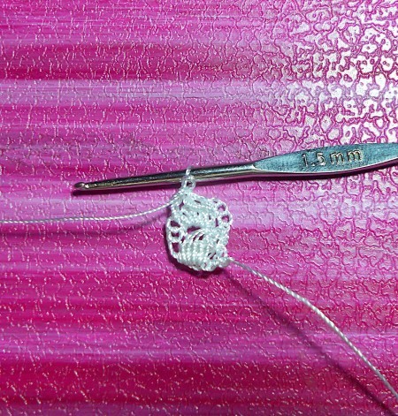 Crocheting a yarn ring.