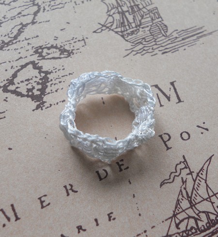 The completed crocheted ring.