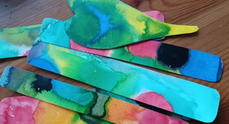 The completed colour smudge bookmarks.