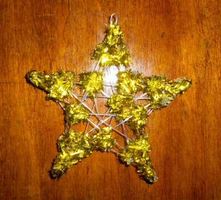The finished glitter star.