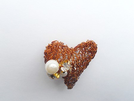 The finished Knitted 3D Wire Heart