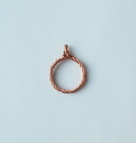 The finished copper ring.