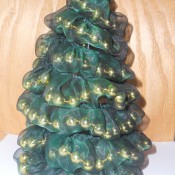 The completed Organza Spiral Christmas Tree