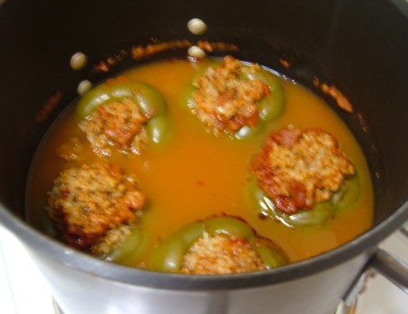 The cooked stuffed peppers.