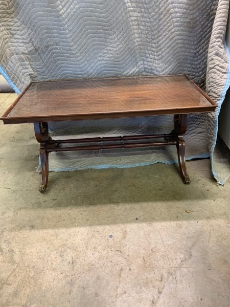 A side view of the table.