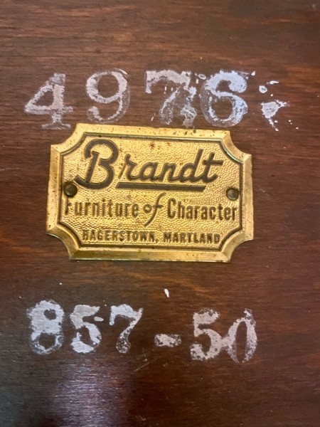 The Brandt manufacturer label.
