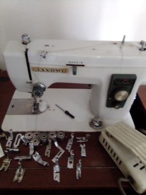 An older sewing machine.