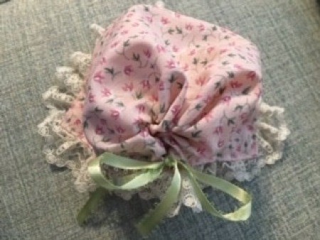 The finished bonnet.