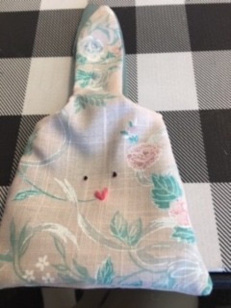 The completed pouch.