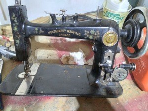 An old fashioned sewing machine.