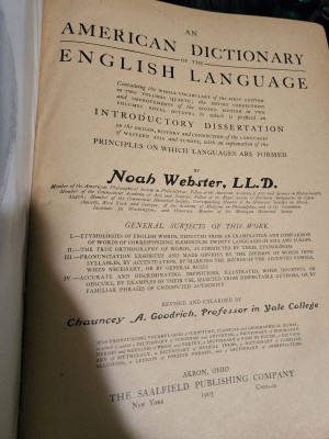 The title page of an old dictionary.