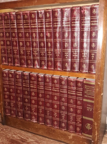 Finding the Value of Encyclopedia Britannica Encyclopedias | ThriftyFun