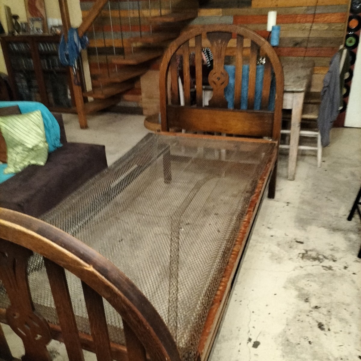 Identifying Vintage Beds? ThriftyFun
