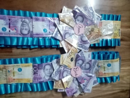 The completed money sash.