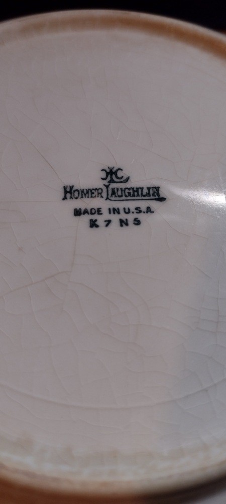 The Homer Laughlin stamp on the back of the bowl.