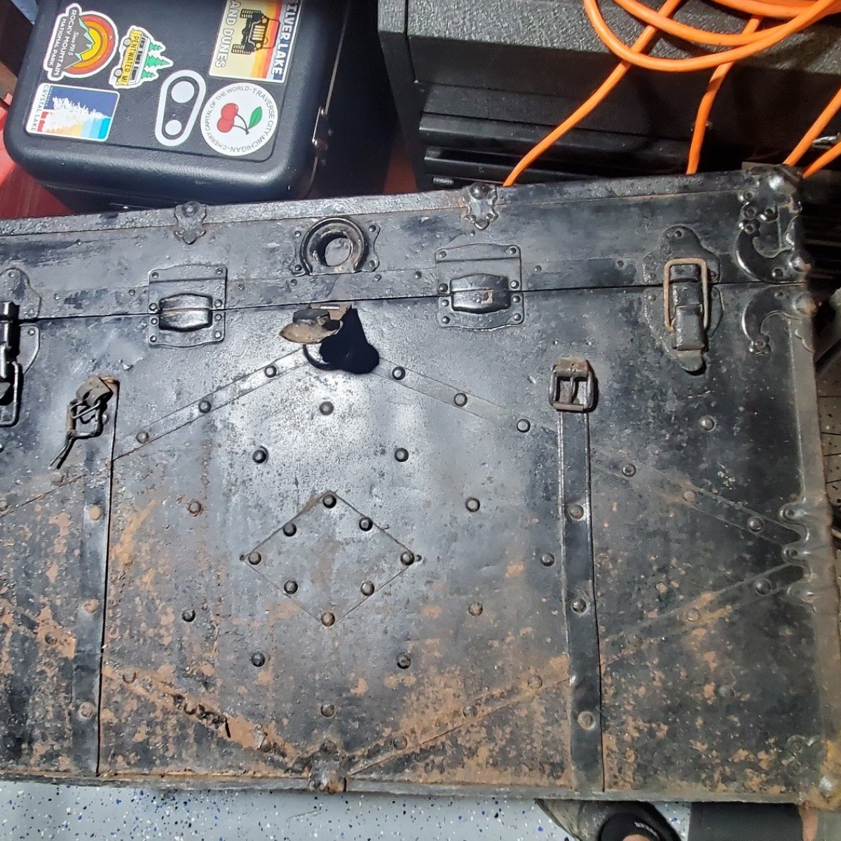 Value of Old Trunk? ThriftyFun