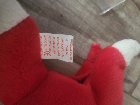 The tag on a Beanie Baby