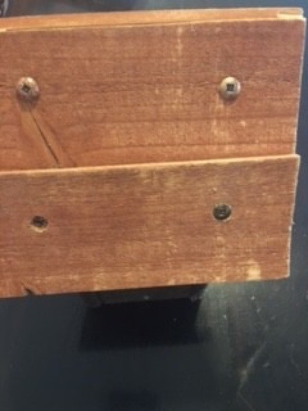 The top of the birdhouse roof.