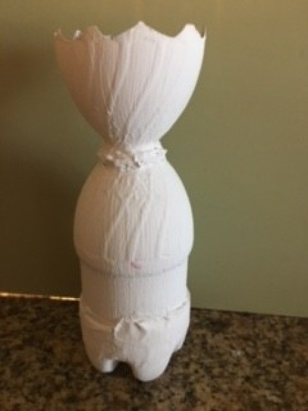 The vase covered plastic of Paris.