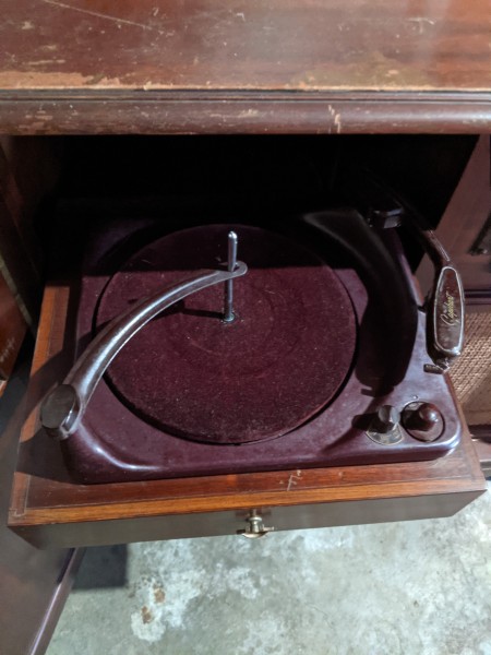 A pull out record player.