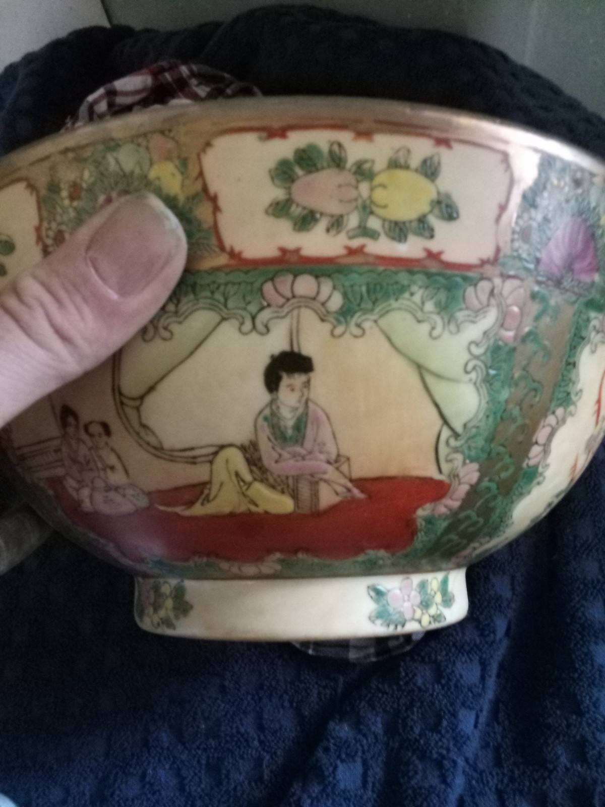 Value of Chinese Porcelain Bowl? ThriftyFun