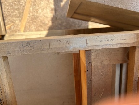 The inside of the slide table.