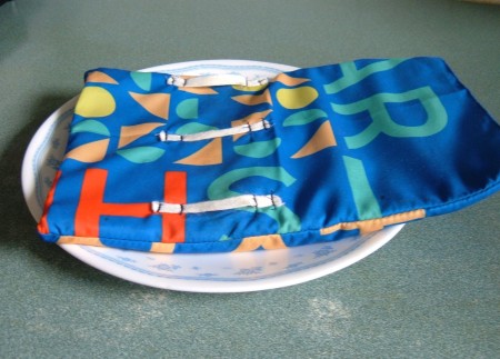 A pouch to put an ice pack in.