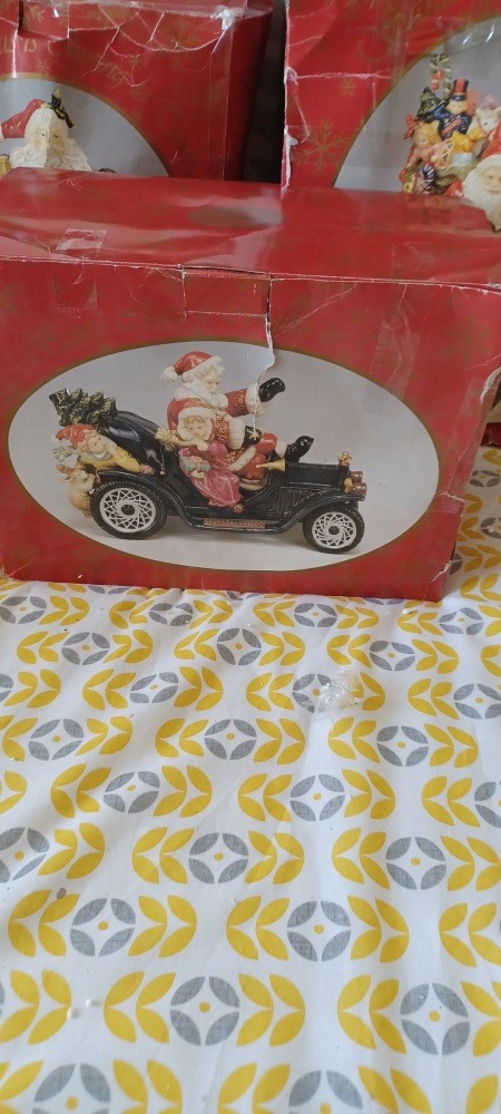 A box holding an ornament.
