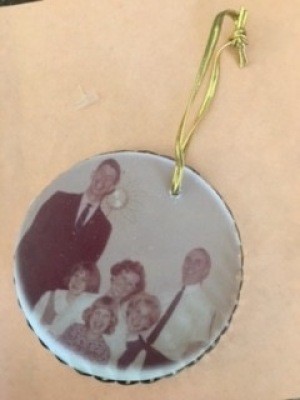 The finished vintage ornament.