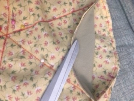 Pinning the circles in place.