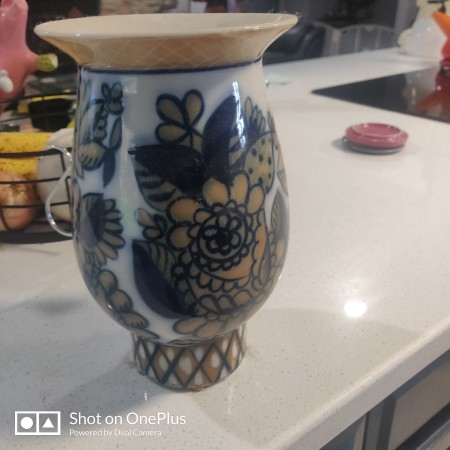A decorative Russian vase.