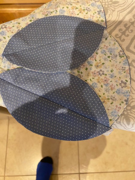 Assembling the table runner.