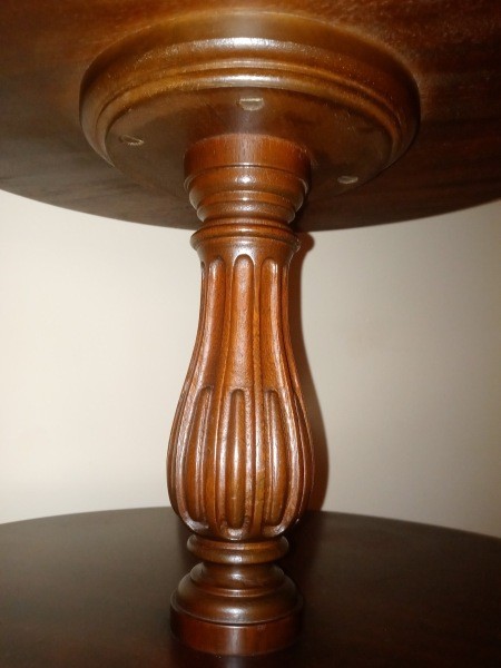 Information on Grand Rapids Mahogany 3 Tier Claw Foot Table?