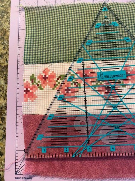 Hexagon Table Topper Using a Triangular Ruler