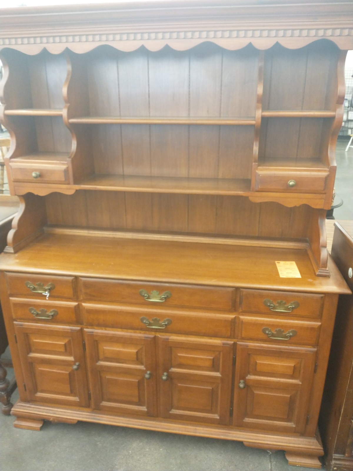 Information About Conant Hutch? ThriftyFun