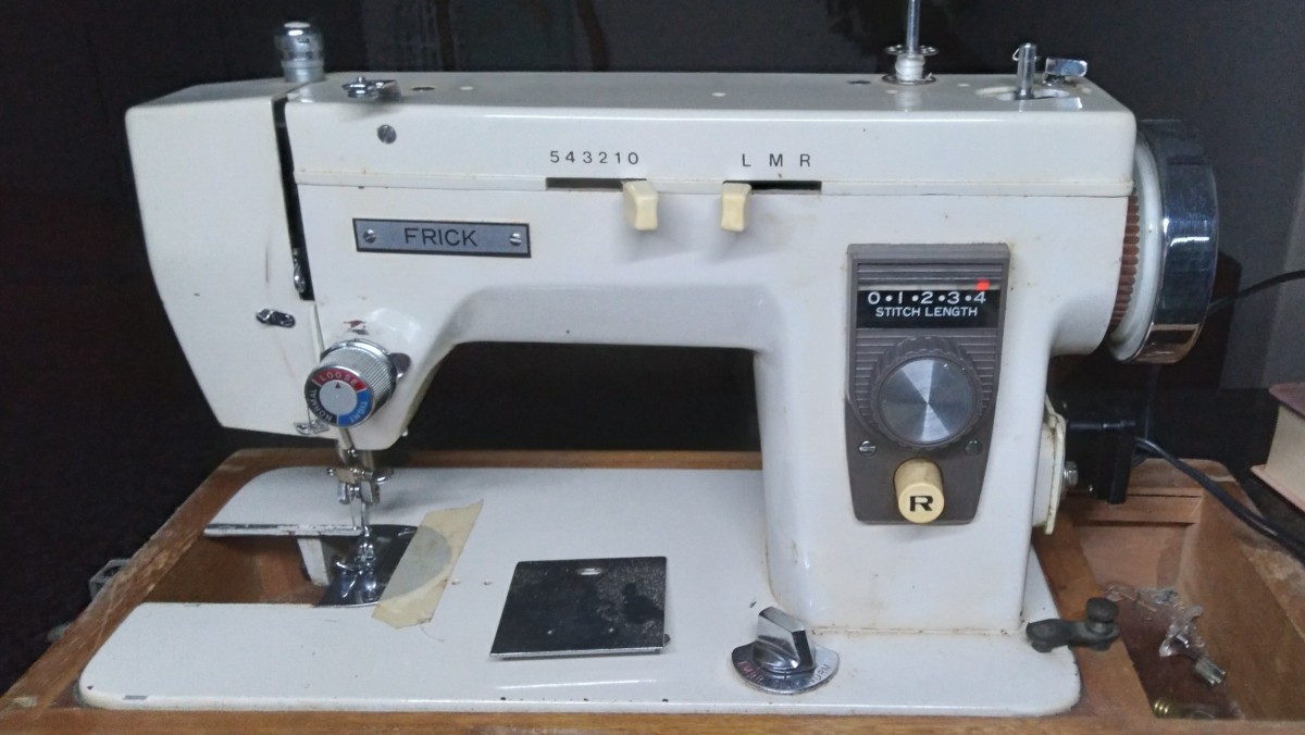 Identifying Sewing Machine Model? | ThriftyFun