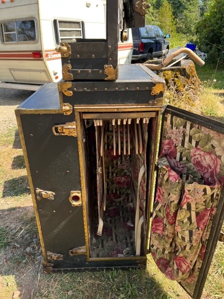 Value of Wardrobe Trunk?
