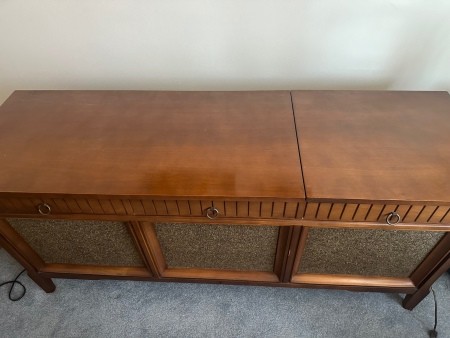 1968 Fleetwood Cabinet Stereo?