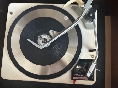 1968 Fleetwood Cabinet Stereo?