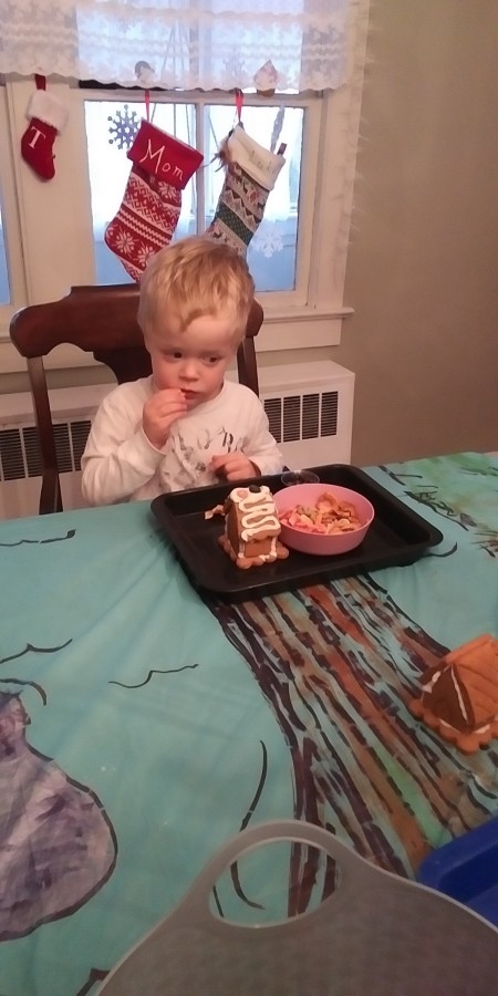 Kid Friendly Gingerbread House Tweaks